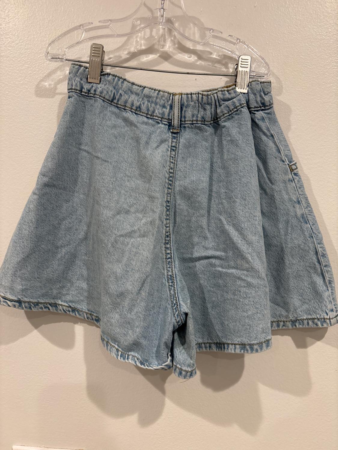 LOOSE FIT DENIM BERMUDA SHORTS - Image 2