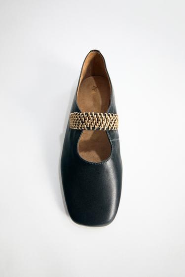 Zara LEATHER BALLET FLATS WITH METAL STRAP - Black