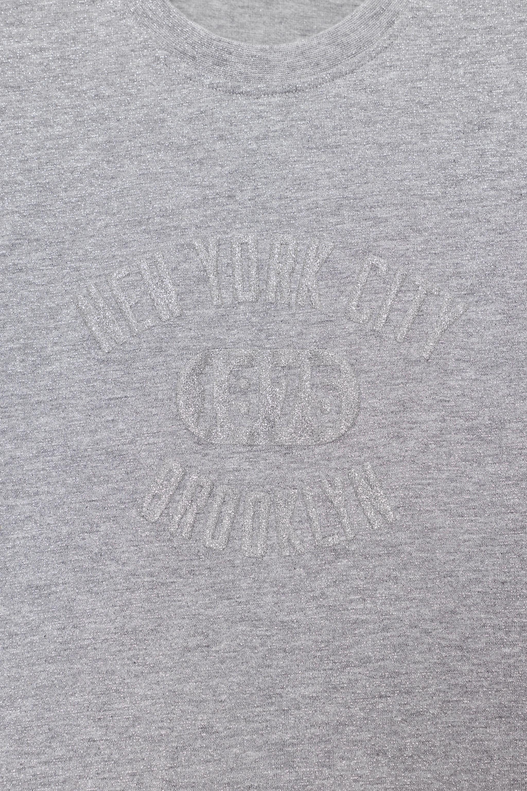 T-SHIRT À INSCRIPTION BRILLANTE