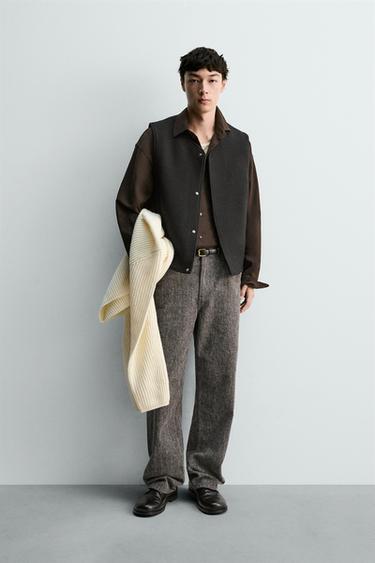 BOUCLÉ TEXTURE GILET WITH WOOL - Black by Zara