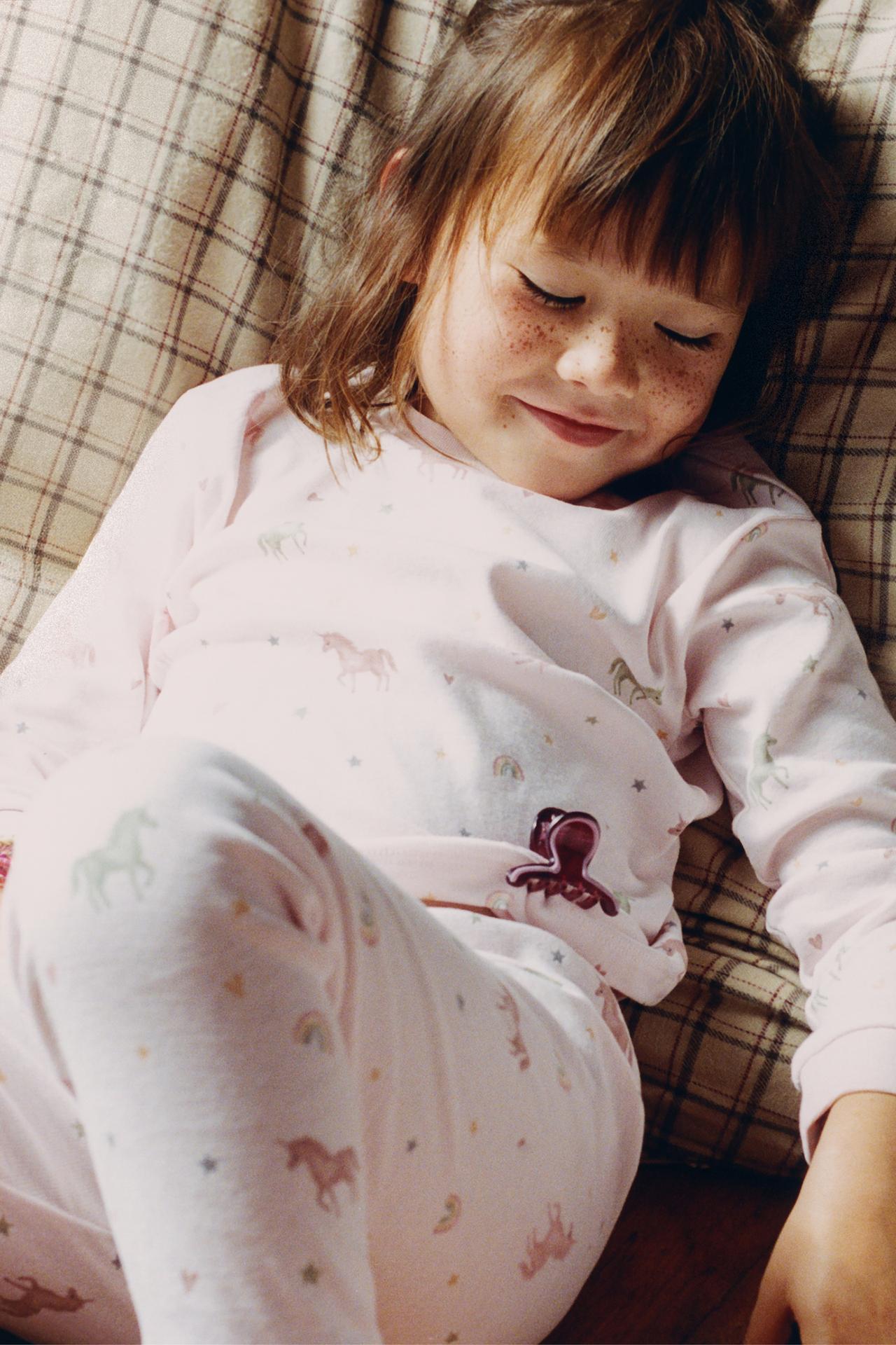 1 1/2-6 YEARS/ UNICORN PRINT PYJAMAS — Pale pink