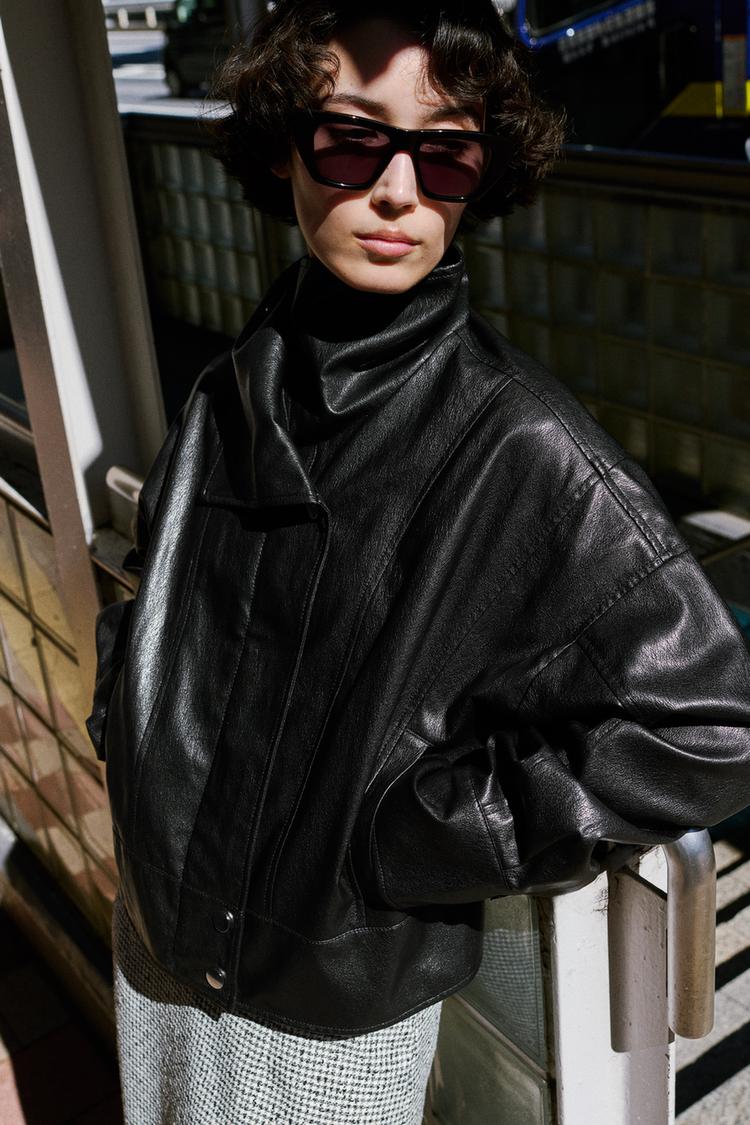 LEATHER EFFECT JACKET WITH BACK PLEATS