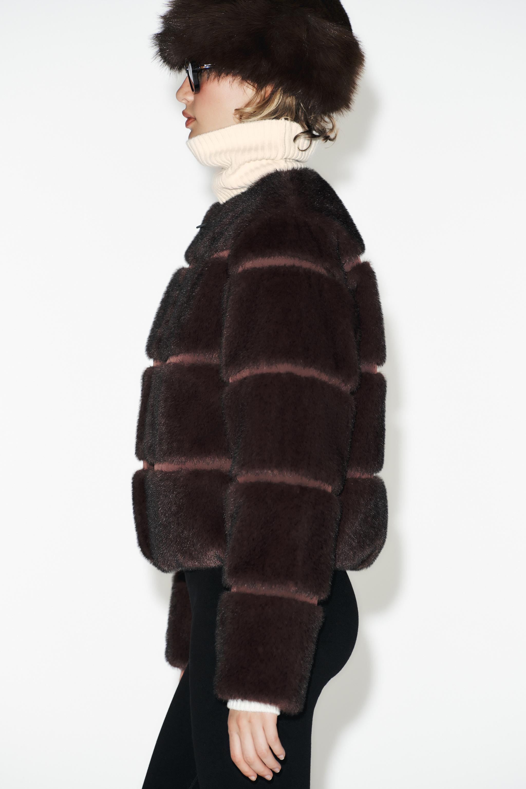 HEIQ XREFLEX™ FAUX FUR JACKET SKI COLLECTION