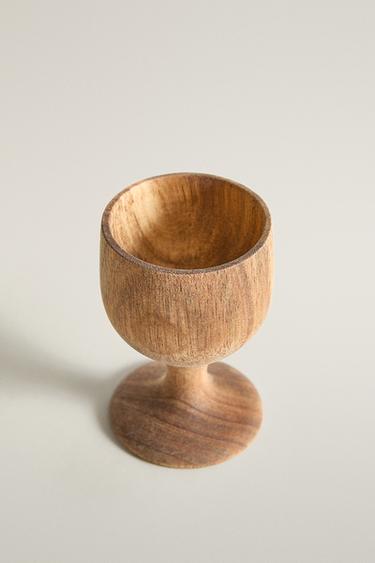 WOODEN EGG CUP — Light beige 2