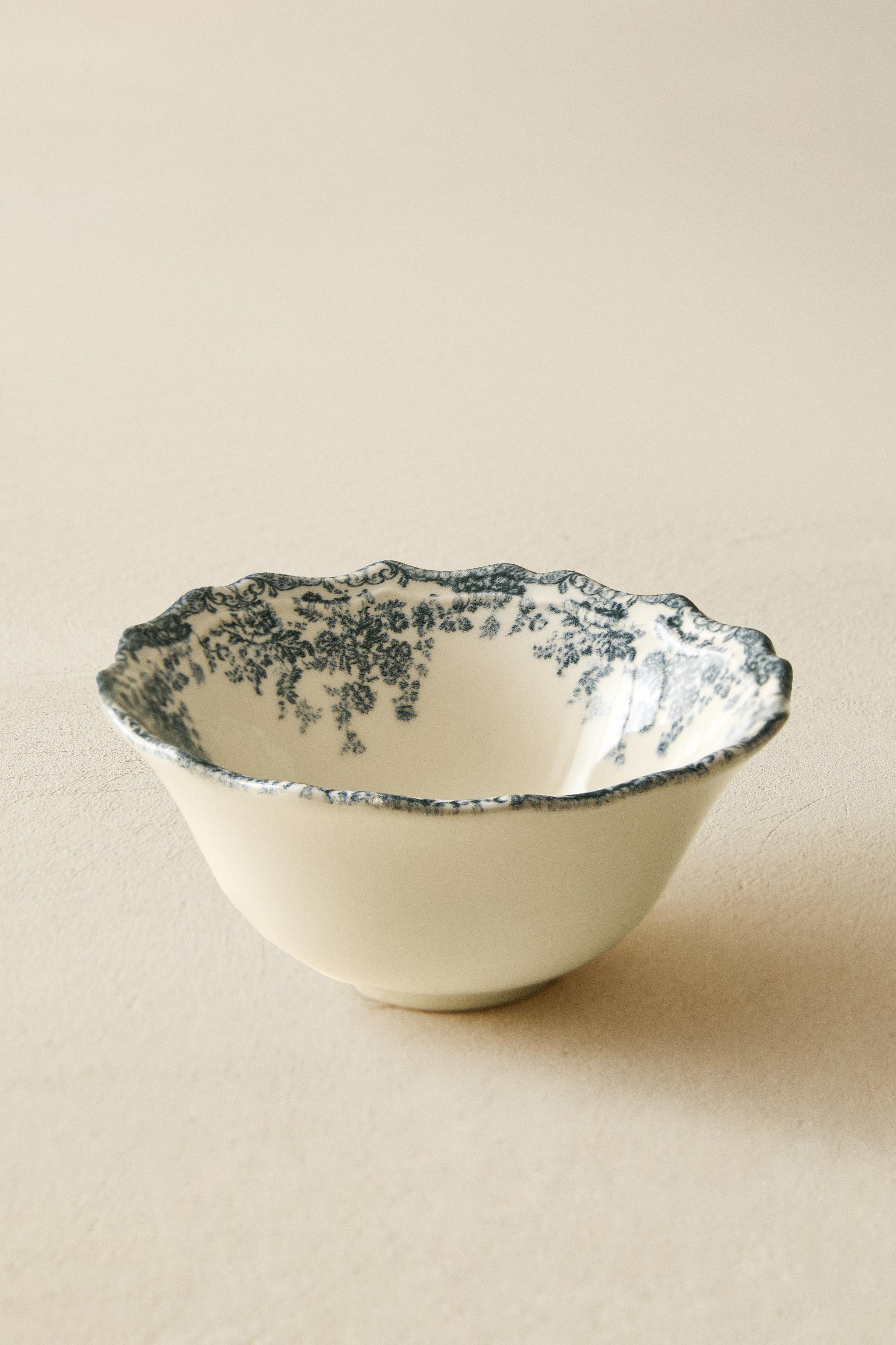 FLORAL EARTHENWARE SNACK BOWL