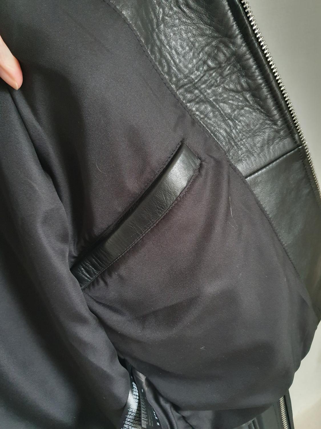 ZW COLLECTION LEATHER JACKET WITH ZIPS - Image 9