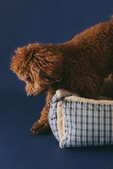 GINGHAM PET BED - Blue by Zara