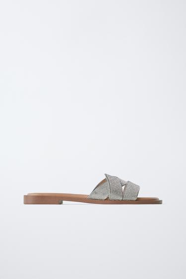 SANDALES PLATES AVEC BRIDES CROISÉES ET BRILLANTS - Argent de Zara