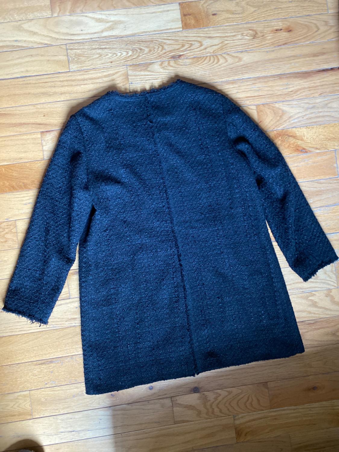 GOLDEN BUTTONED SHORT COAT - Image 2