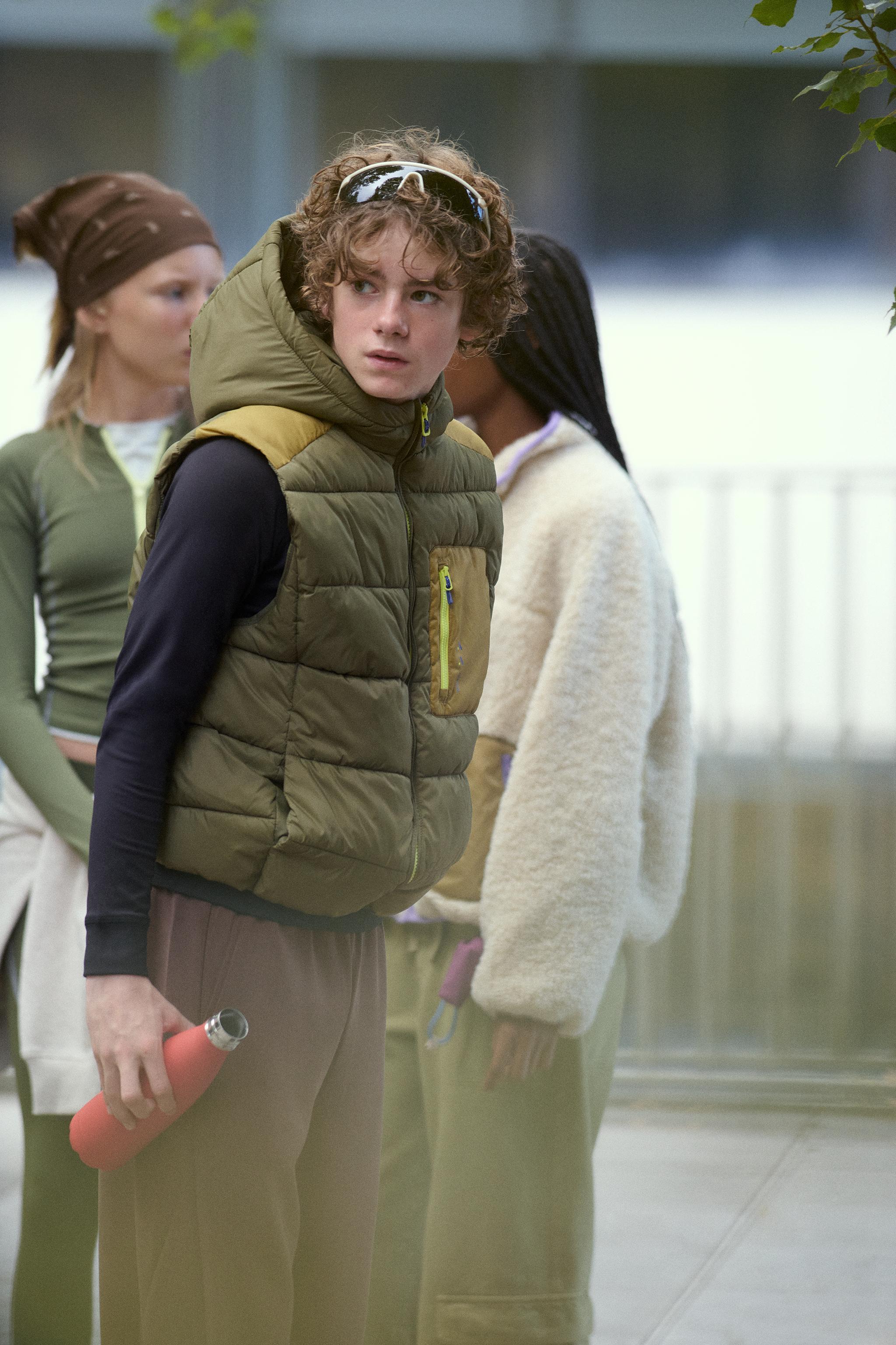 WATER-REPELLENT NYLON VEST