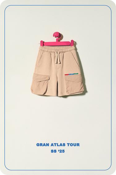 BERMUDA CARGO BORDADO - Beige de Zara