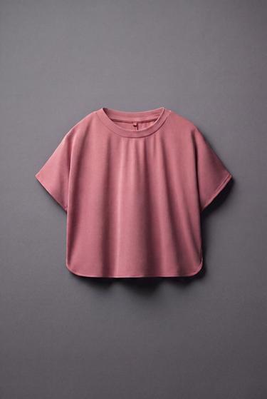 CAMISETA FLUIDA SPORTY CON MODAL - Rosa empolvado de Zara