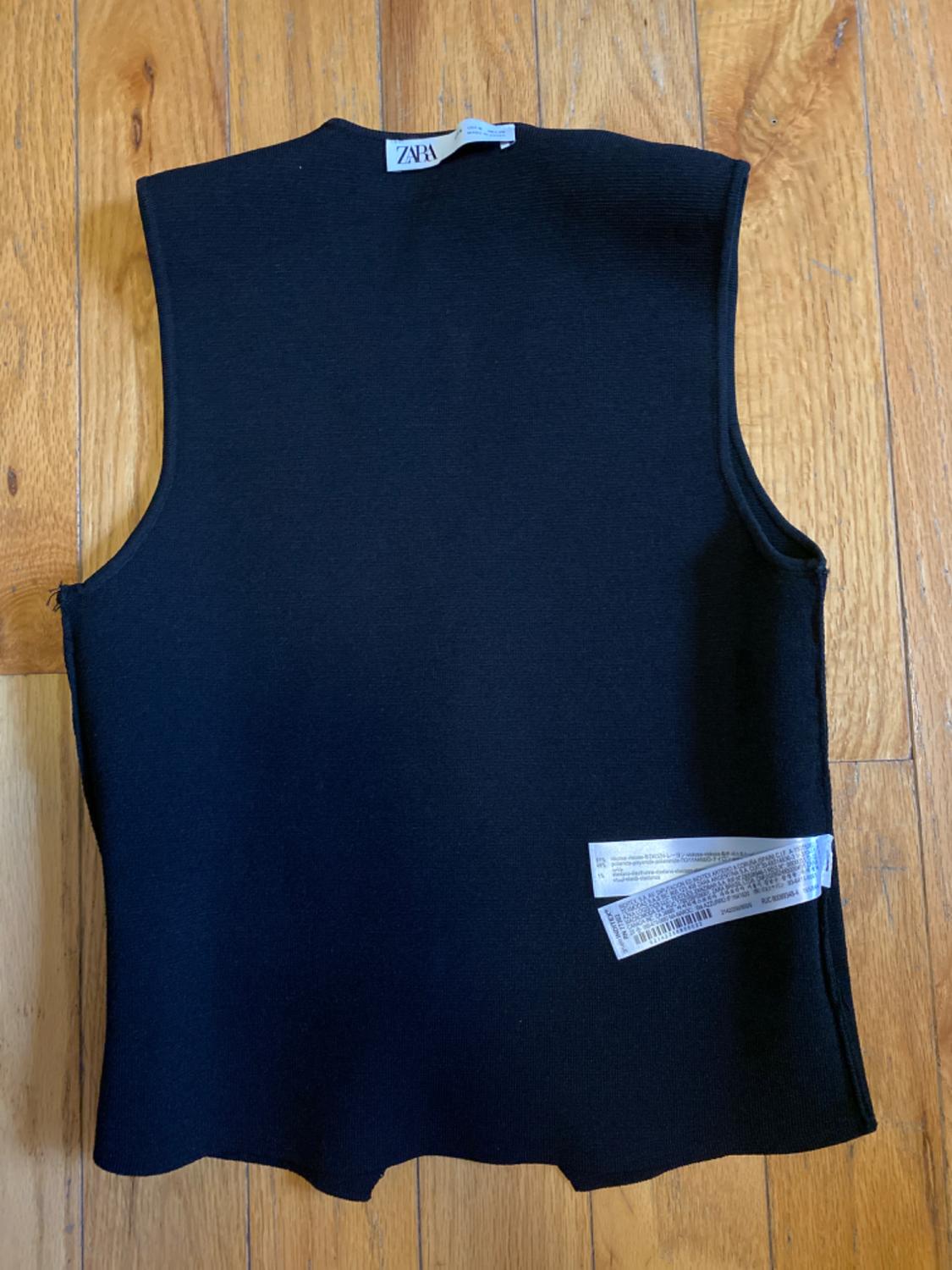 TAILORED KNIT VEST - Image 4