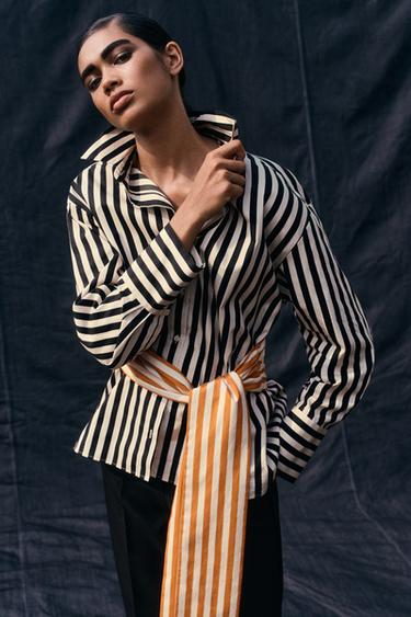 CAMISA RAYAS CINTURÓN COMBINADO - Crudo / Negro de Zara