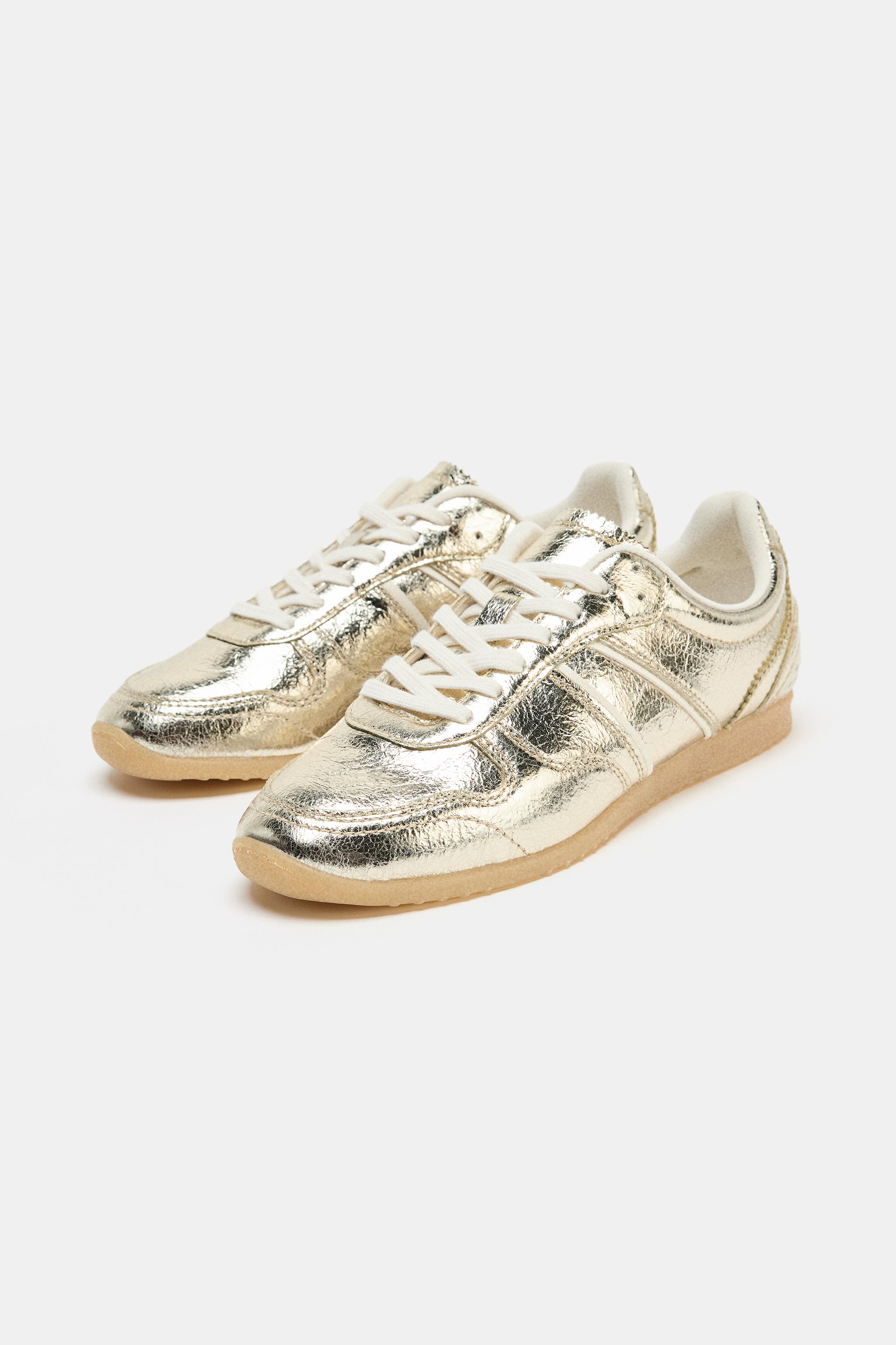 メタリックエフェクトスニーカー - ゴールド | ZARA Japan / 日本