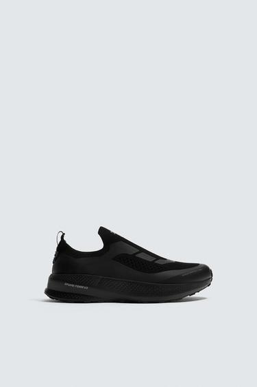 ZAPATILLA DEPORTIVA SIN CORDONES - Negro de Zara