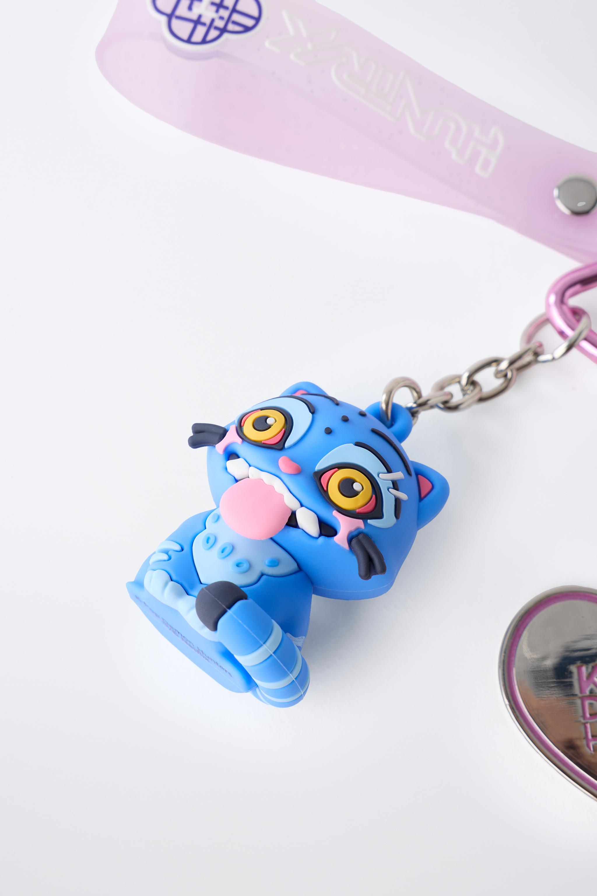 DERPY KPOP DEMON HUNTERS™ NETFLIX © KEYCHAIN — Blue