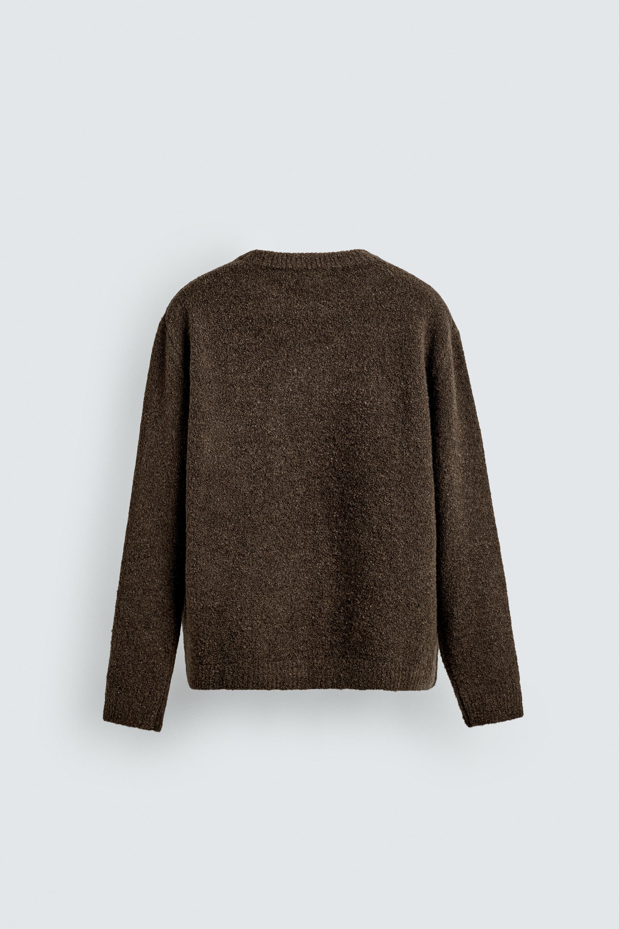 PULL EN JACQUARD À CARREAUX