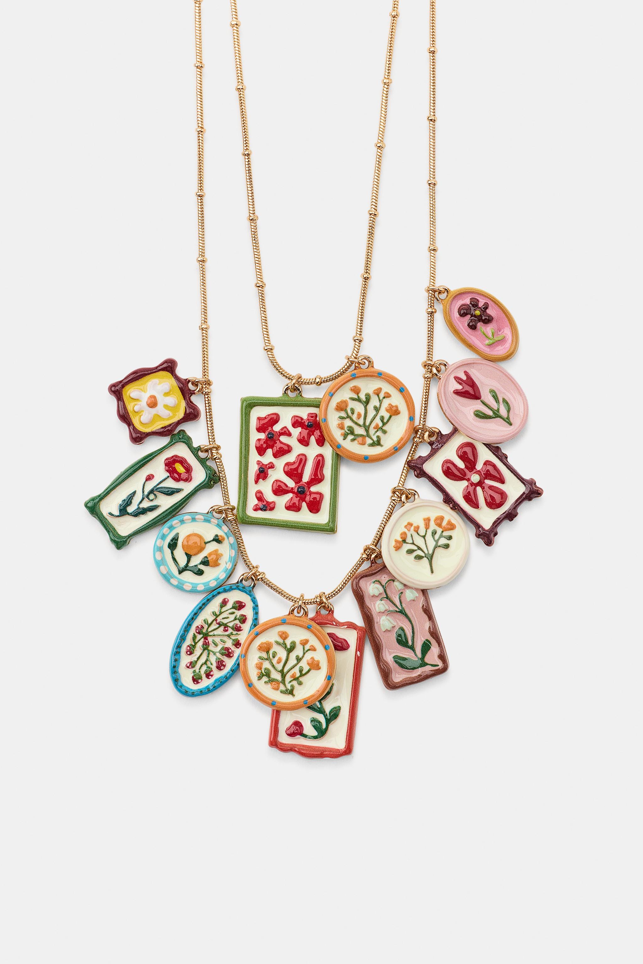 PACK OF 2 METAL CHARM NECKLACES