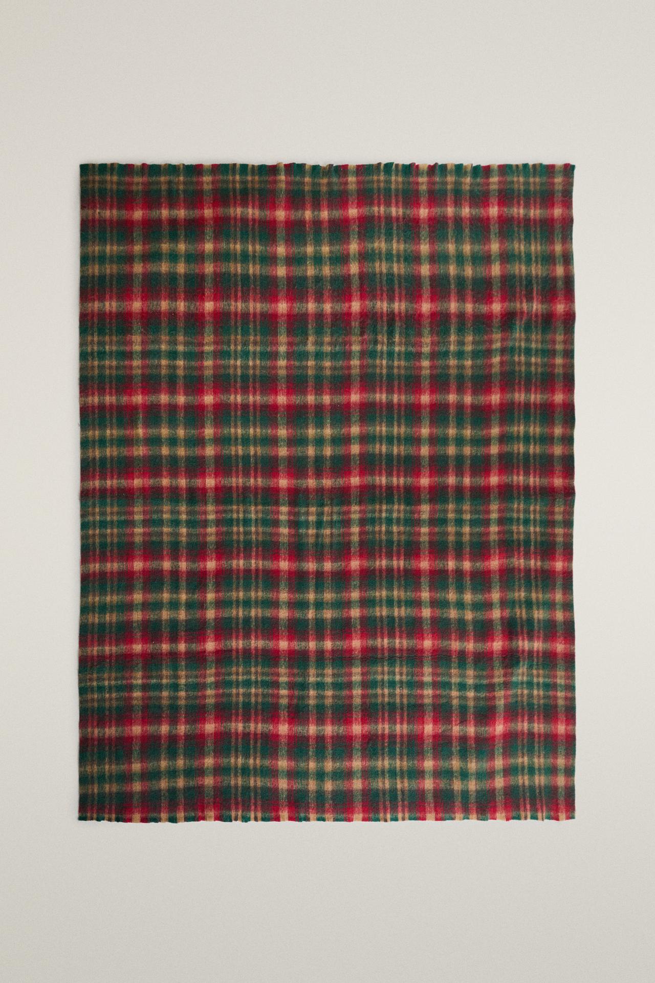 CHRISTMAS CHECK BLANKET