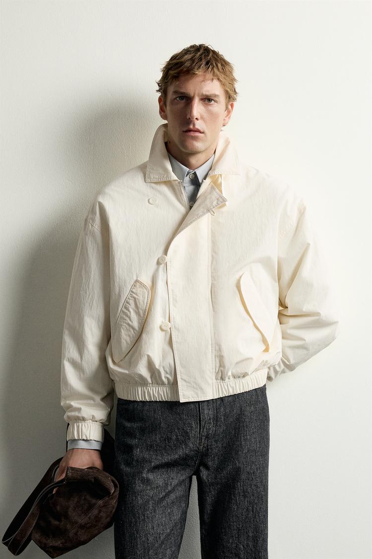 CROPPED FIT QUILTED JACKET — Ecru