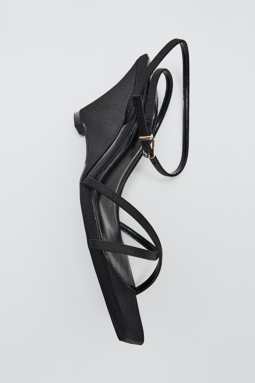 WEDGE SANDALS