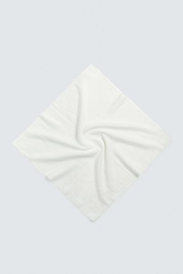LIGHTWEIGHT COTTON SCARF - Ecru by Zara