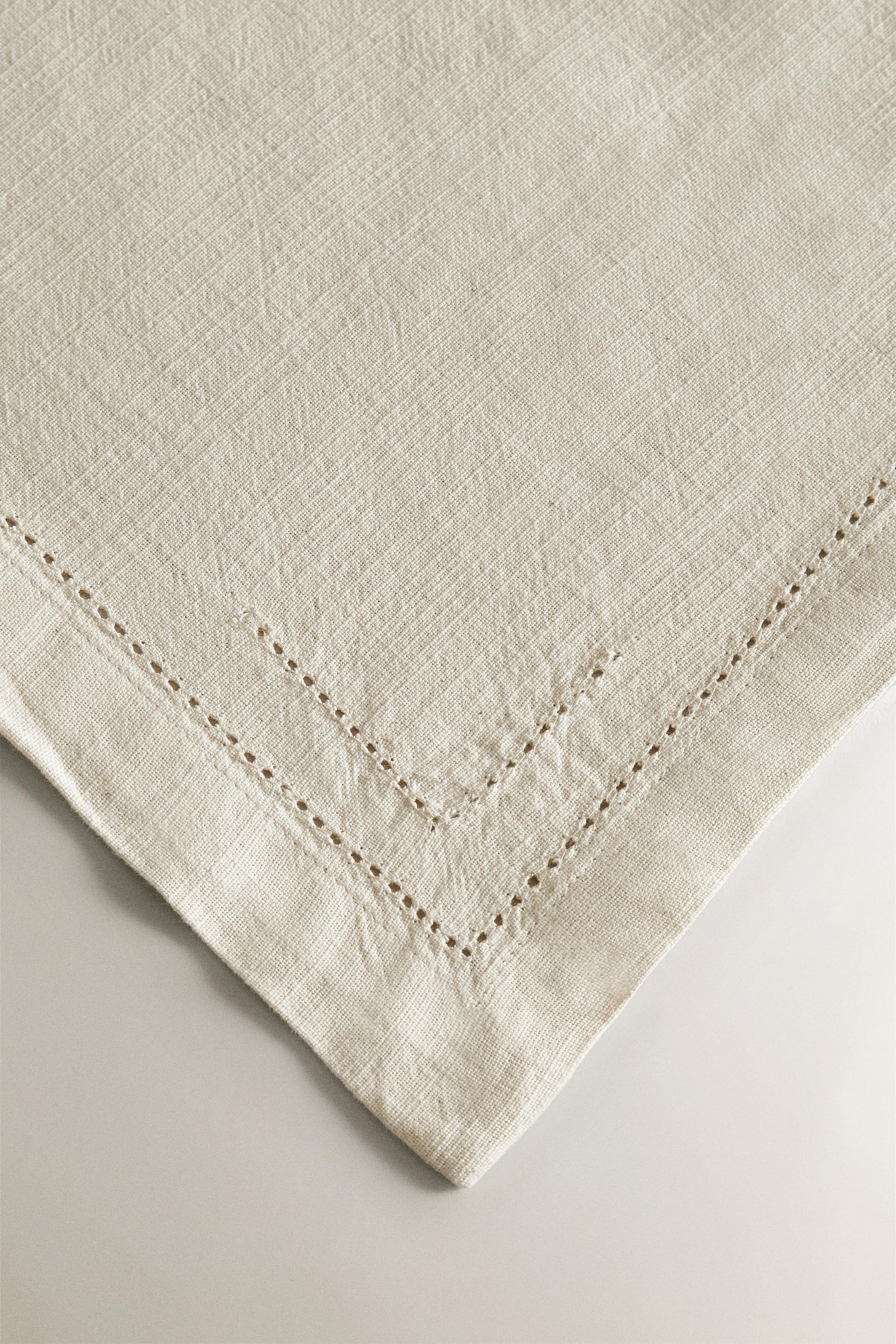 SET OF HEMSTITCHED COTTON NAPKINS (SET 2)