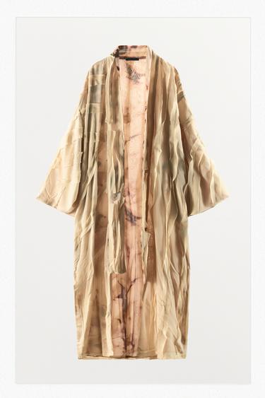 {navn} - {farge} for Zara
