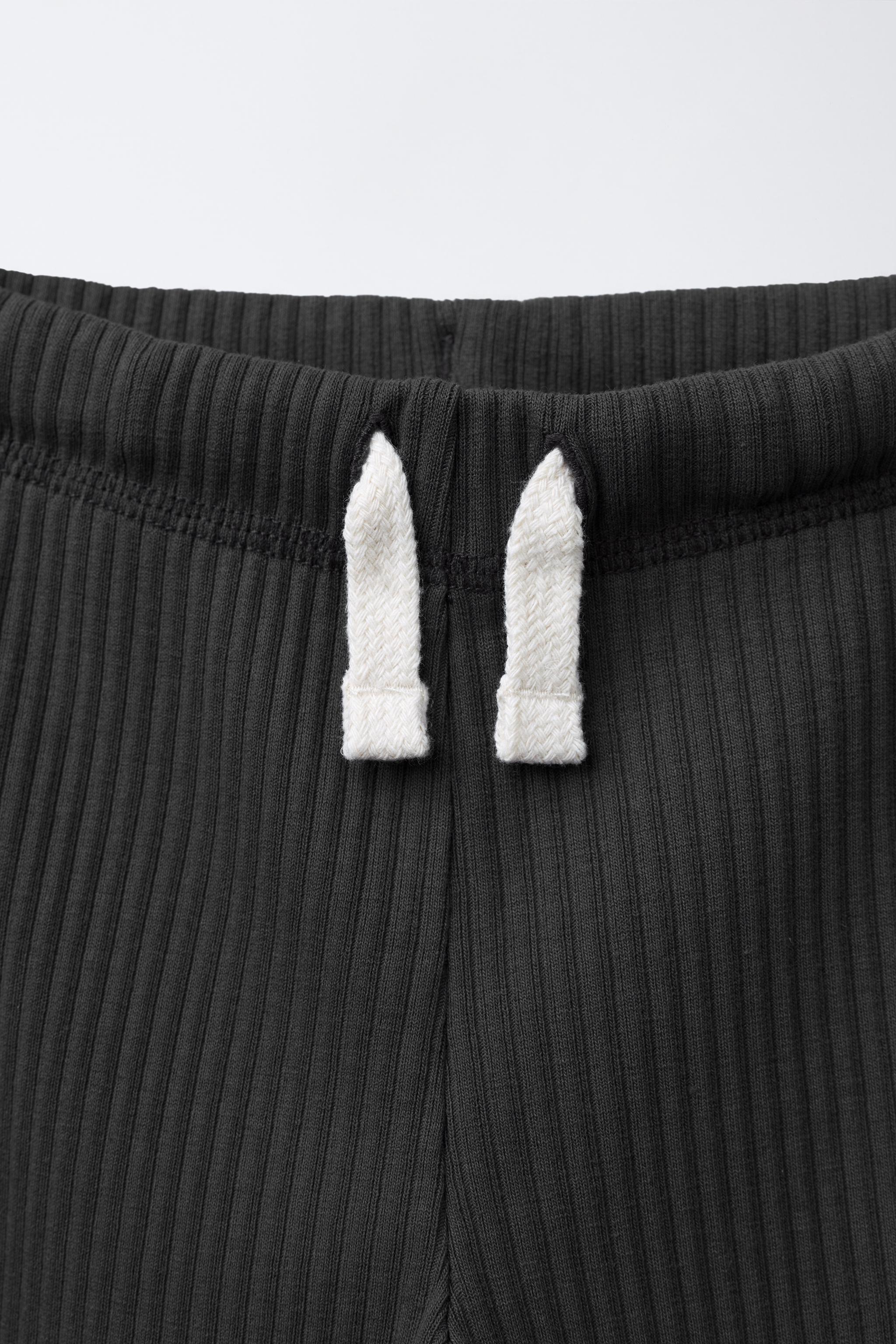 RIBBED LEGGINGS WITH LABEL
