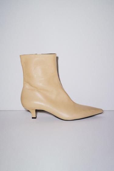 Zaras SKINNBOOTS MED KLACK - Beige
