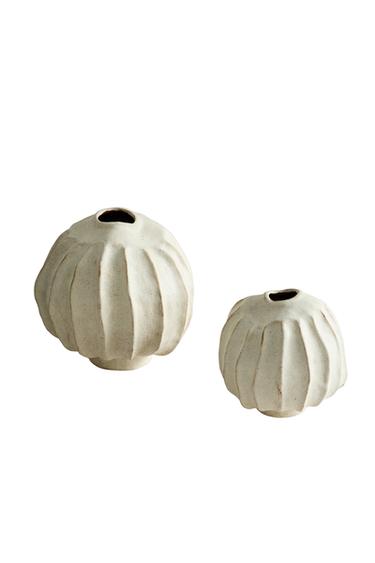 DECORATIVE ROUND CERAMIC VASE - Bone by Zara