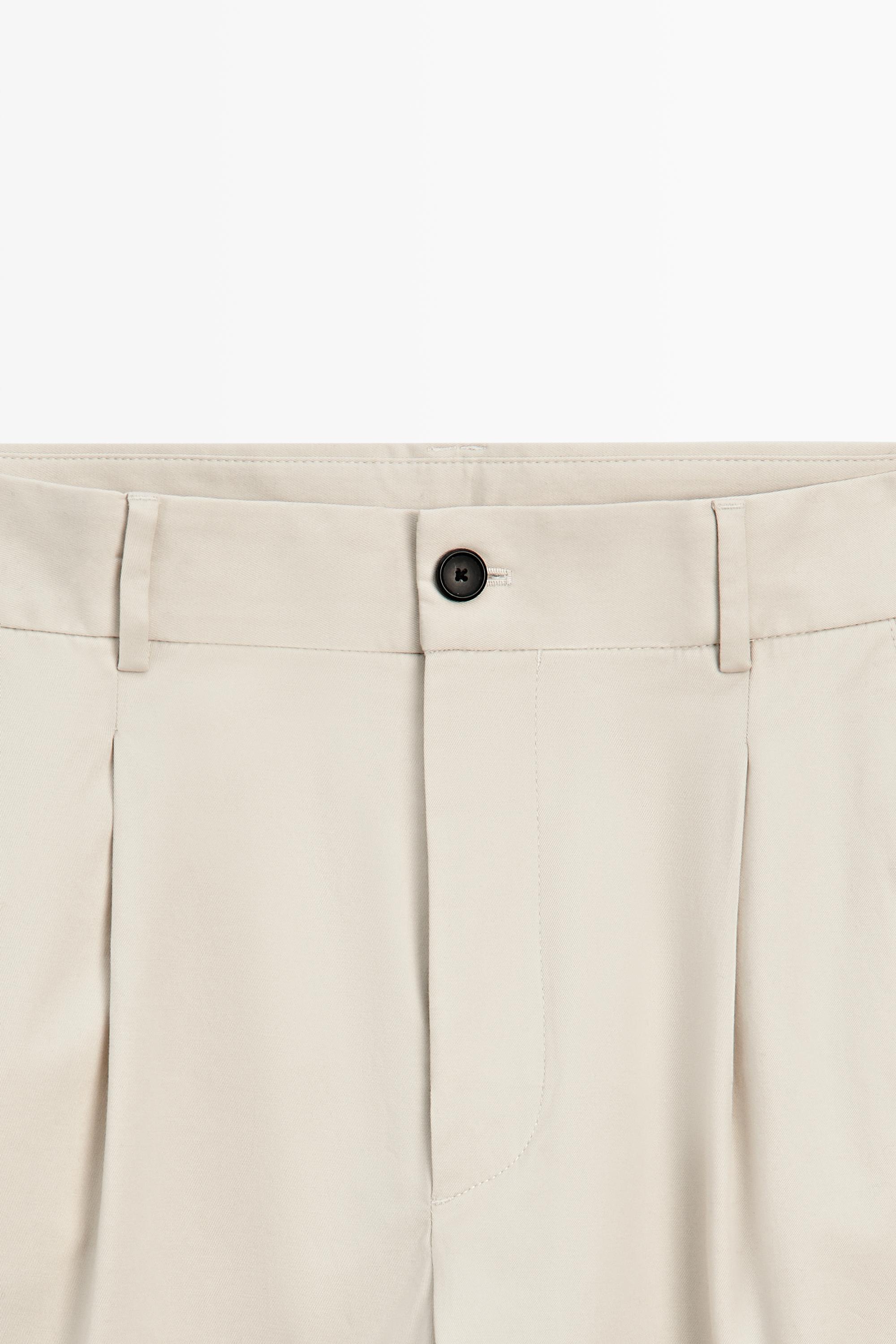 Relaxed fit darted pants