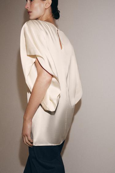 FLIESSENDES TOP MIT KURZARM ZW COLLECTION - Cremefarben von Zara