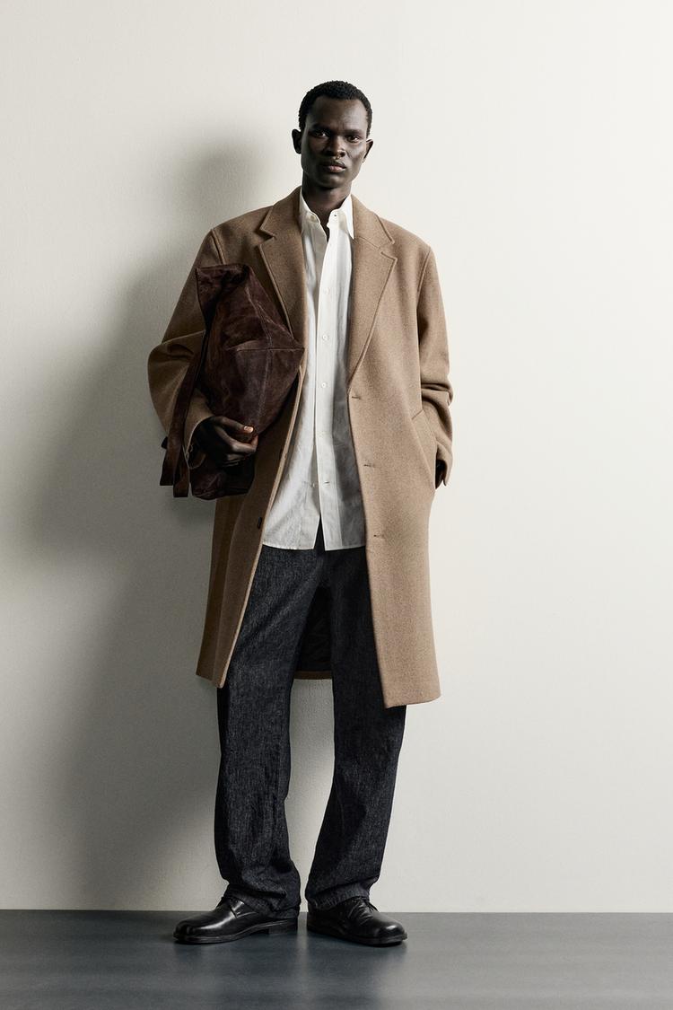 Abrigo relaxed fit con lana