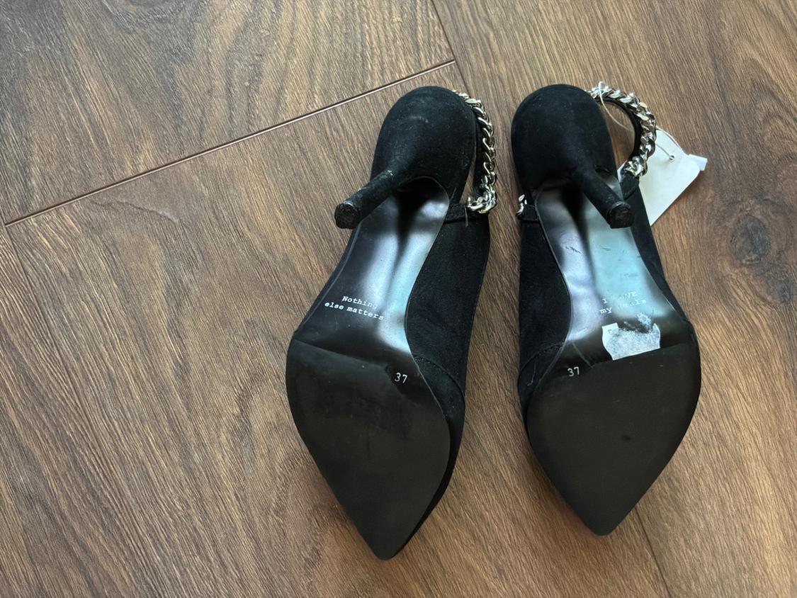 BLACK CUTE HEELS - Image 3