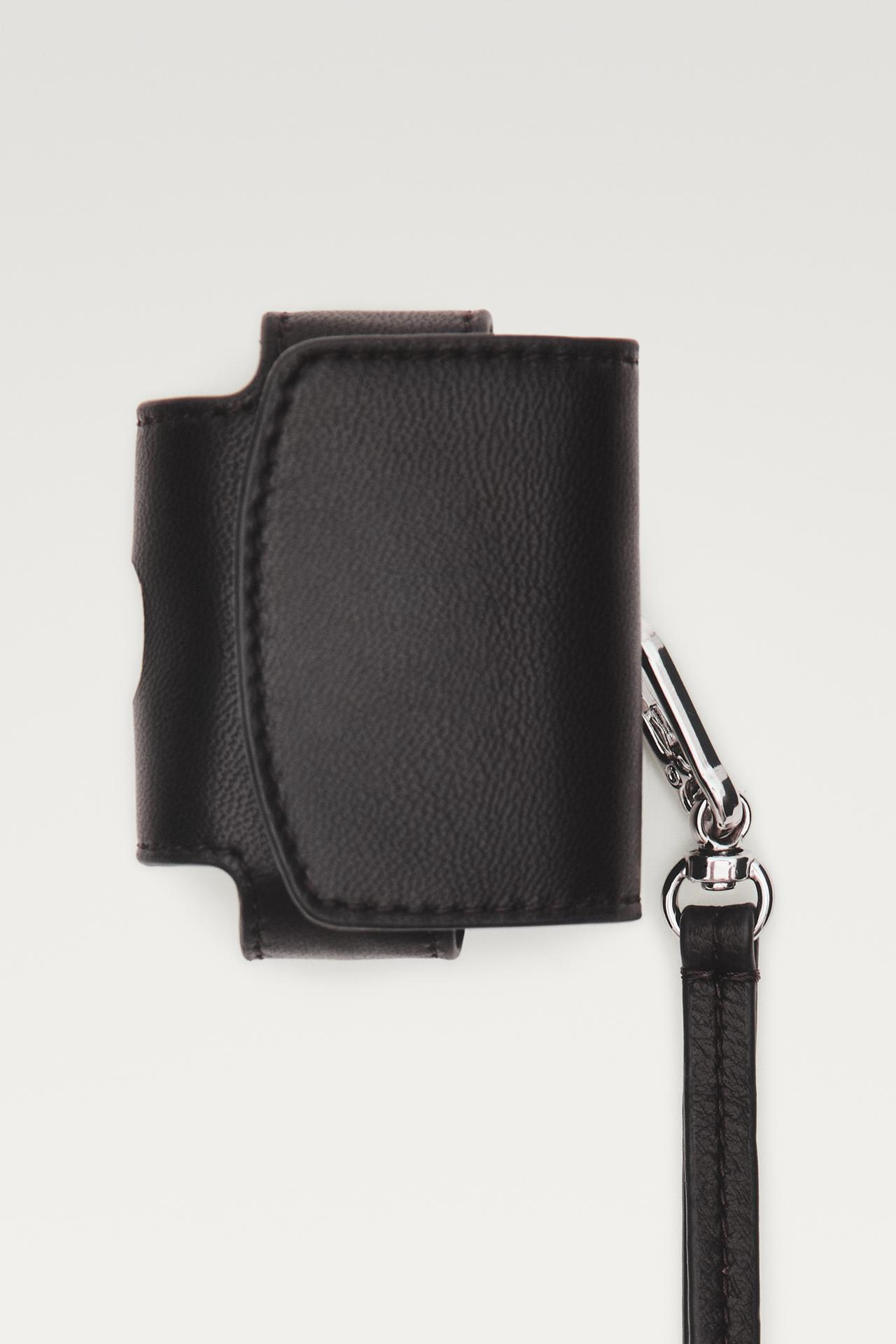 Nappa leather AirPods case — Brown