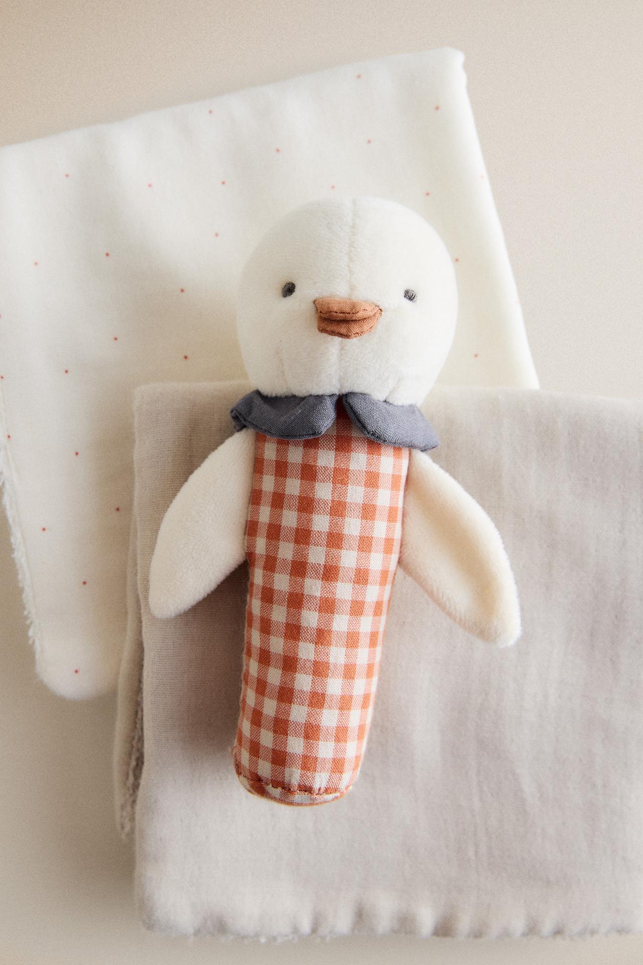 KIDS DUCK RATTLE PLUSH — Yellow