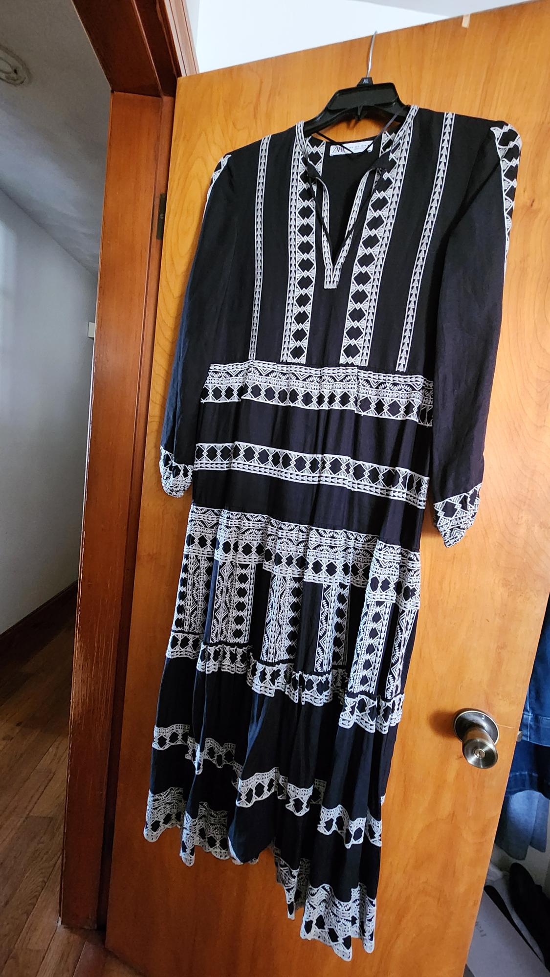 EMBROIDERED MIDI DRESS - Image 3