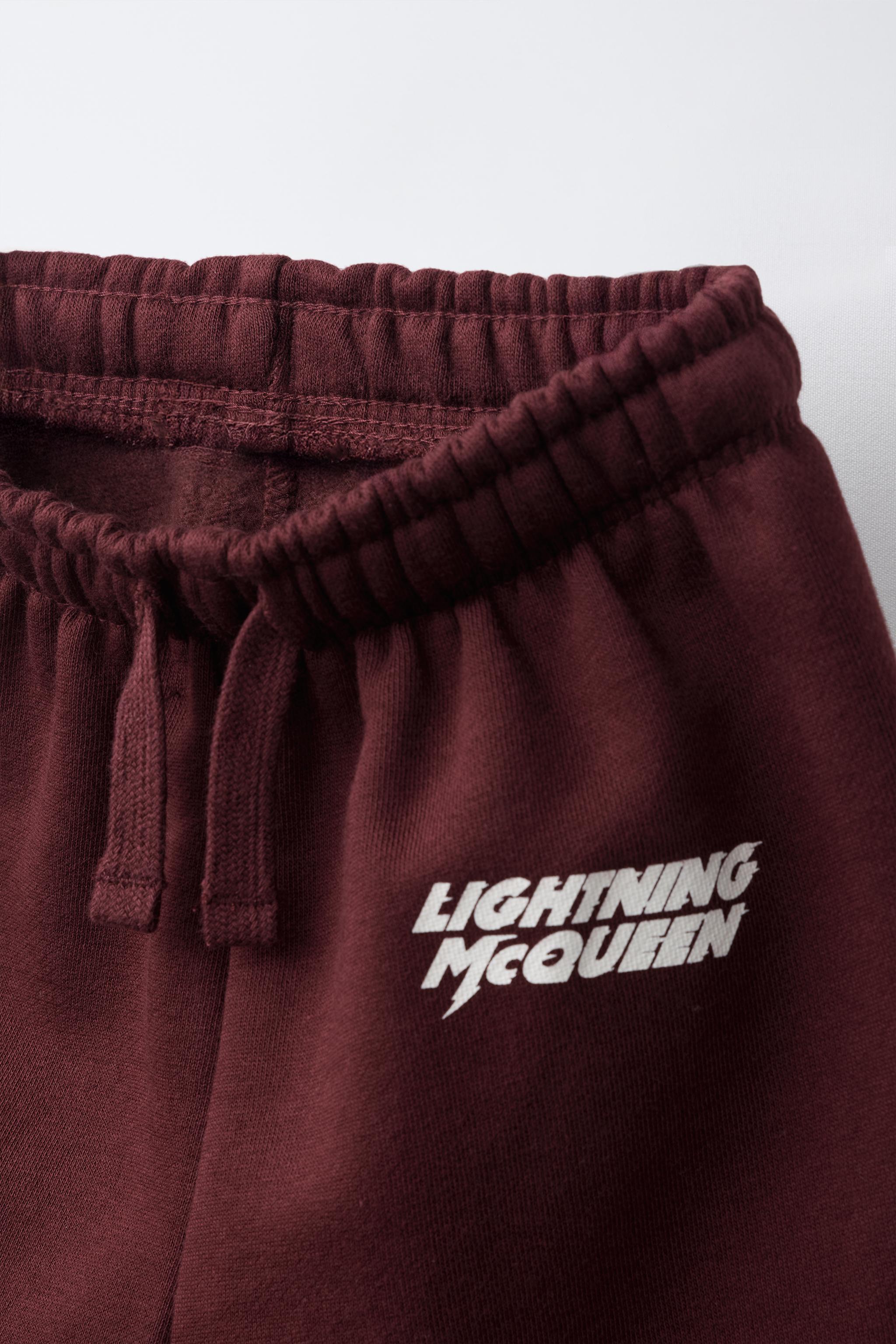 ENSEMBLE DE JOGGING SWEAT À CAPUCHE ET PANTALON JOGGER CARS FLASH MCQUEEN © DISNEY/PIXAR