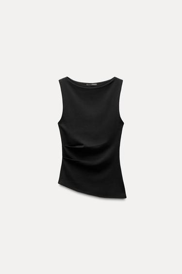 CAMISETA ASIMÉTRICA PLIEGUES - Negro de Zara - Imagen 0