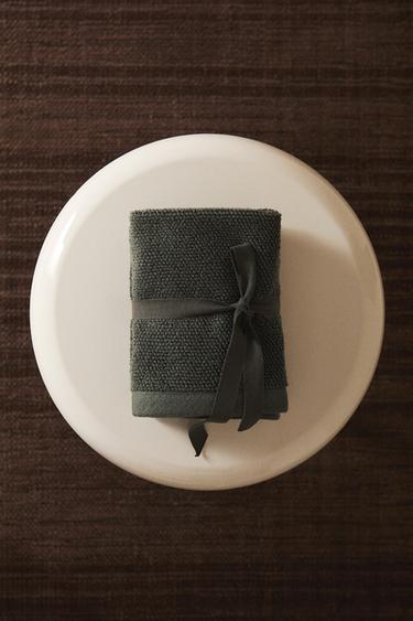 LOT DE 3 SERVIETTES DE TOILETTE EN COTON POINT DE RIZ - Vert foncé de Zara