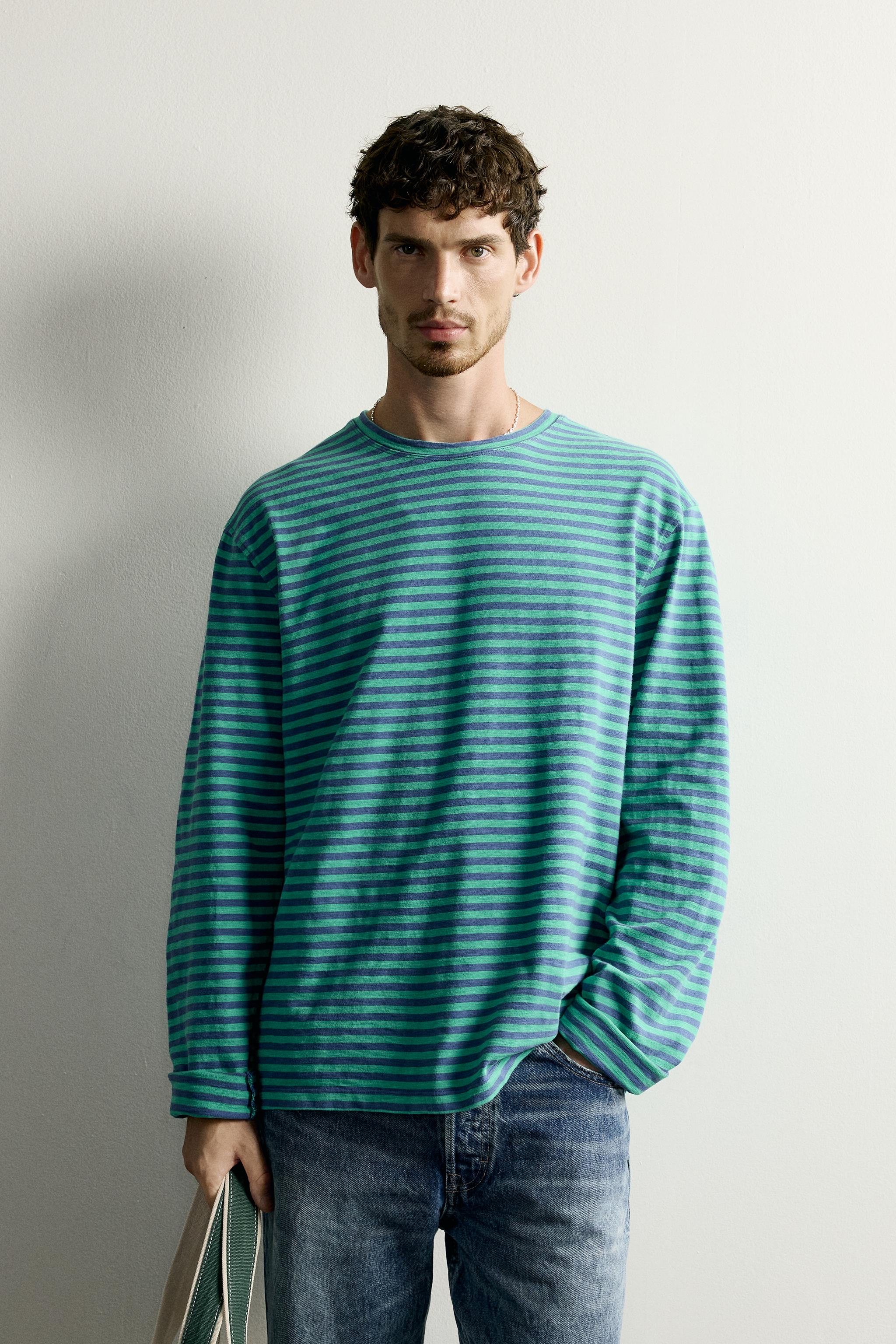 RELAXED FIT STRIPED JACQUARD T-SHIRT — Blue