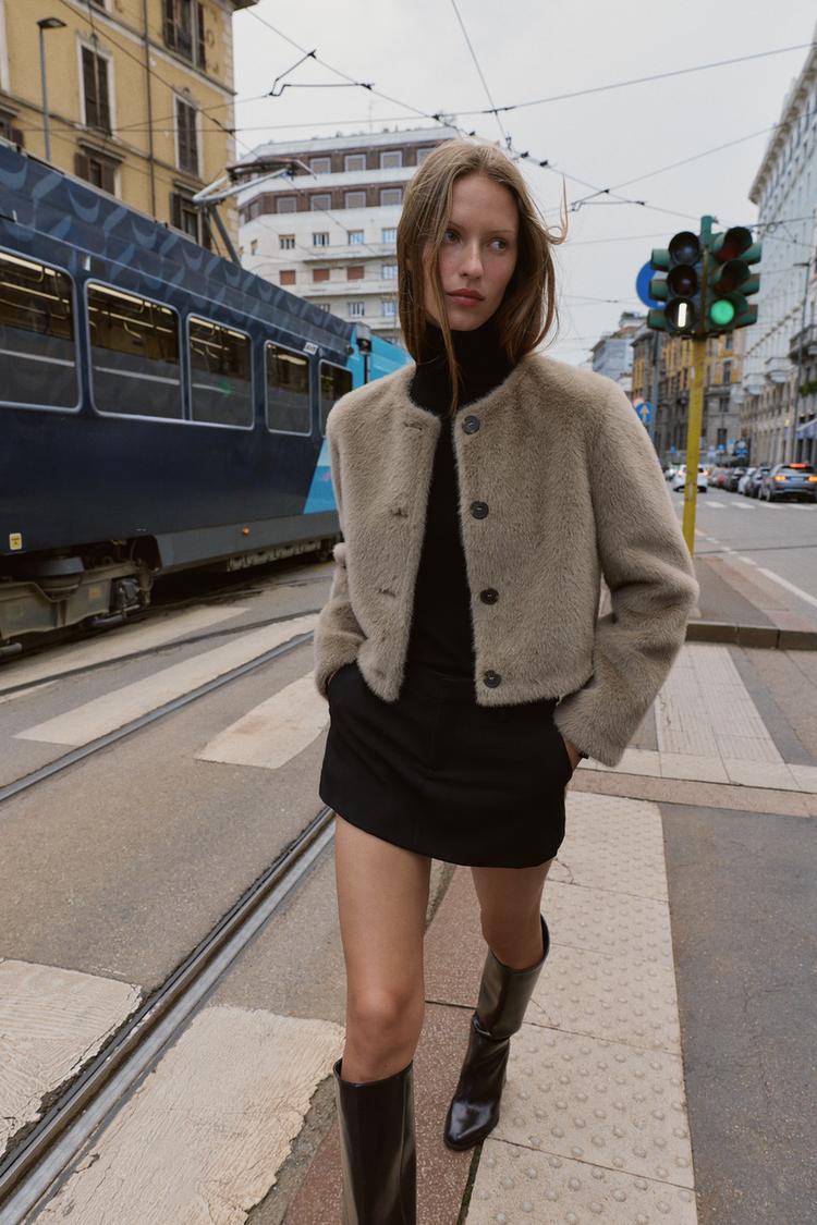 FAUX FUR SHORT JACKET