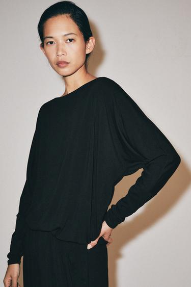 ELASTICATED HEM T-SHIRT - Black by Zara
