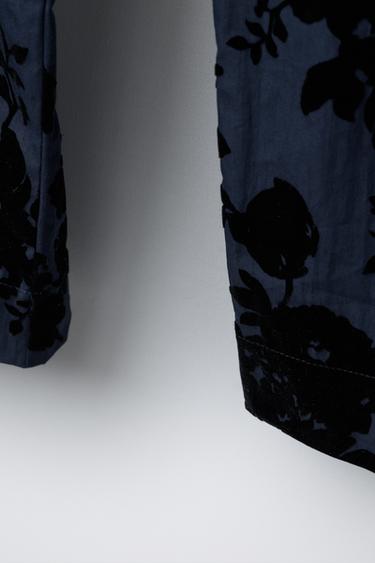 PANTALON DROIT À IMPRIMÉ FLEURS FLOQUÉES - Bleu de Zara - Image 3