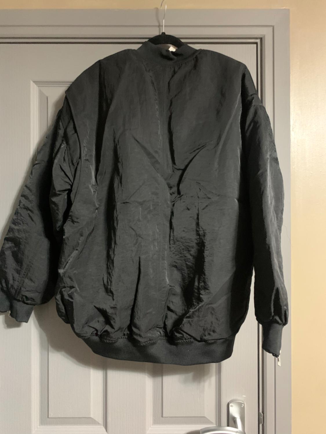 BLACK ZIPPED BOMBER - Image 2