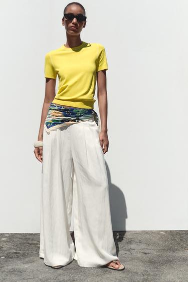 SHORT SLEEVE KNIT TOP WITH PIPING - Printed by Zara
