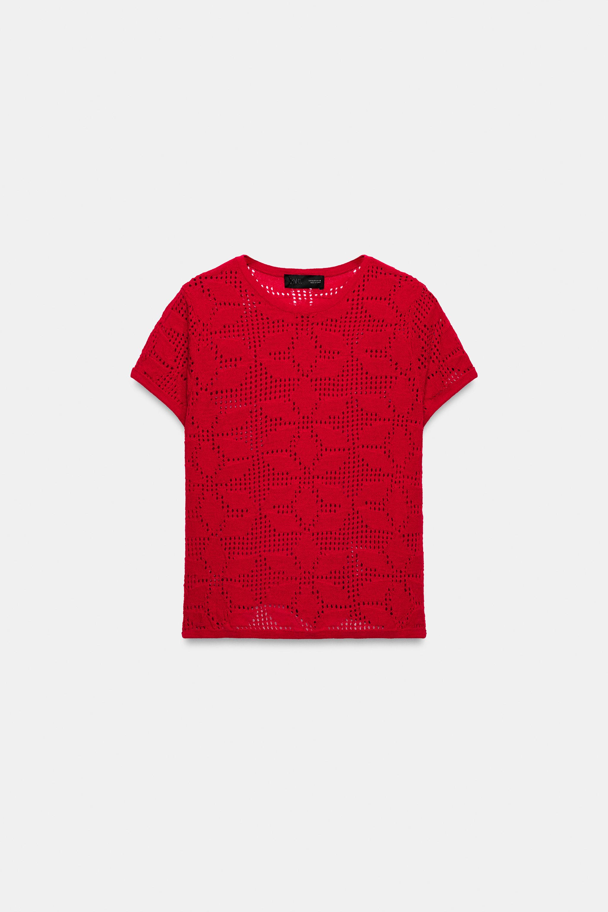 TEXTURED KNIT TOP