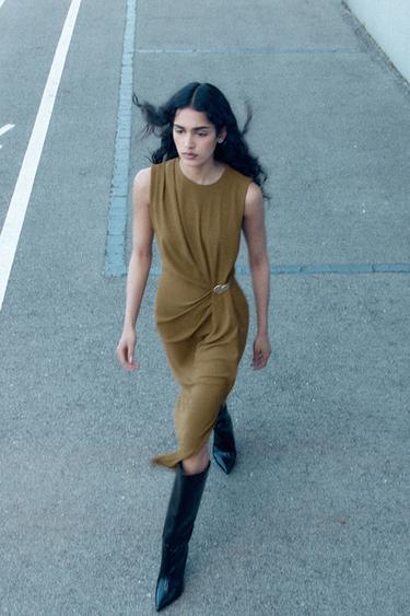 VESTIDO MIDI DRAPEADO - Oliva de Zara